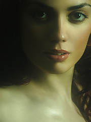 Nicolette Picture 14