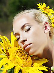 Adele B Picture 4