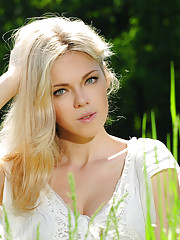 Lola A Picture 6