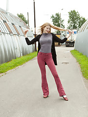 Monika F Picture 14