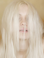 Leonie Picture 14