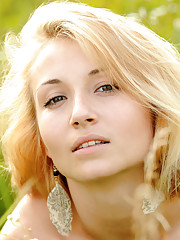 Isabella D Picture 13