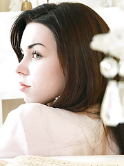 Alina J Picture 4
