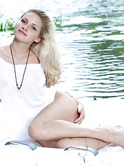 Monique C Picture 10