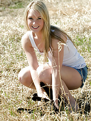 Jewel A Picture 1
