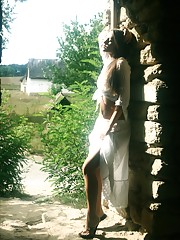 Anjelika C Picture 4