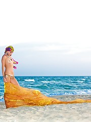 Karoline A Picture 4