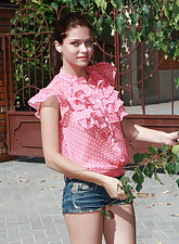 Liza J Picture 15