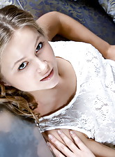 Alexandra D Picture 15