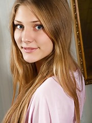 Lola C Picture 1