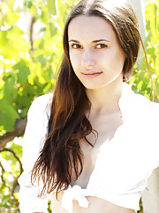 Ilona B Picture 1