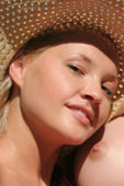 Linda C